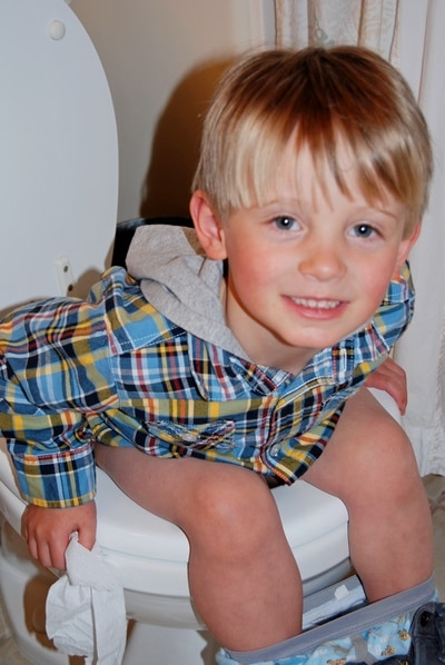 My 3 Beliefs on Potty Training - Raising Lemons